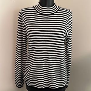 Sag Harbor black and white stripe knit sweater medium